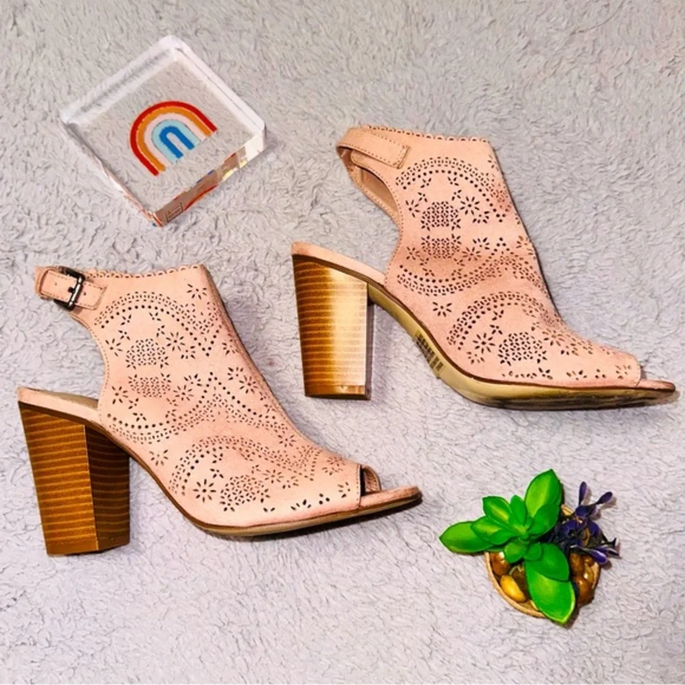 Just fab Berenice laser cutout wedges